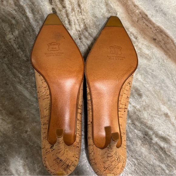 Stuart Weitzman NWOB Cork Pointed Toe Pumps - Gold Horsebit Detail - 10M - Picture 8 of 15